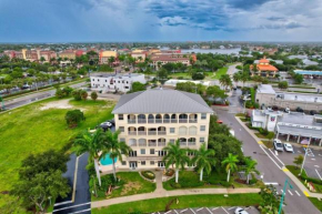 Elevated 886 Amazing Condo Park View
